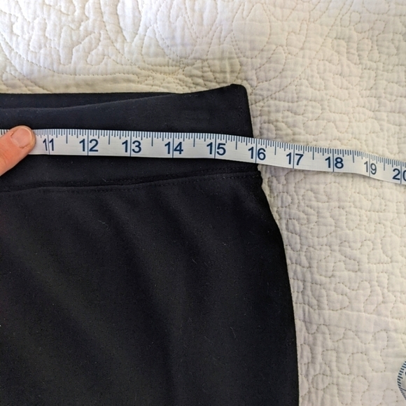 CHICO'S Black Ponte Pants with Stirrups 8 - Picture 13 of 15